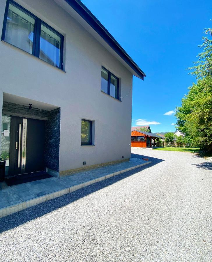 Apartmány Oravskie Bölényfalu Kültér fotó